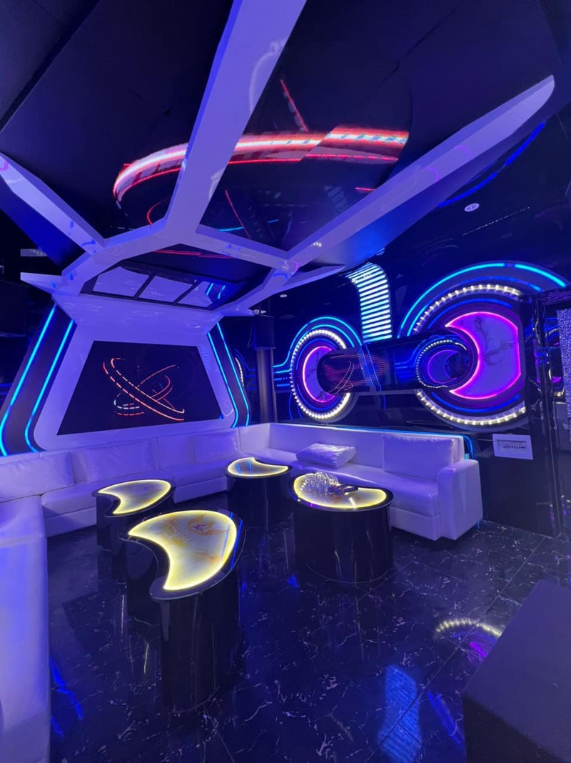 Karaoke Hoa Cau quận 6 không gian ấm cúng phù hợp gia đình và nhóm bạn