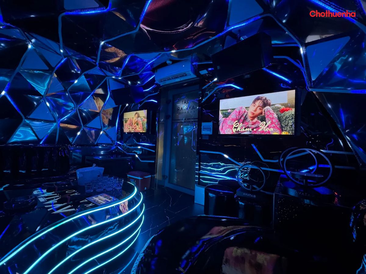 Phòng karaoke được bố trí sang trọng