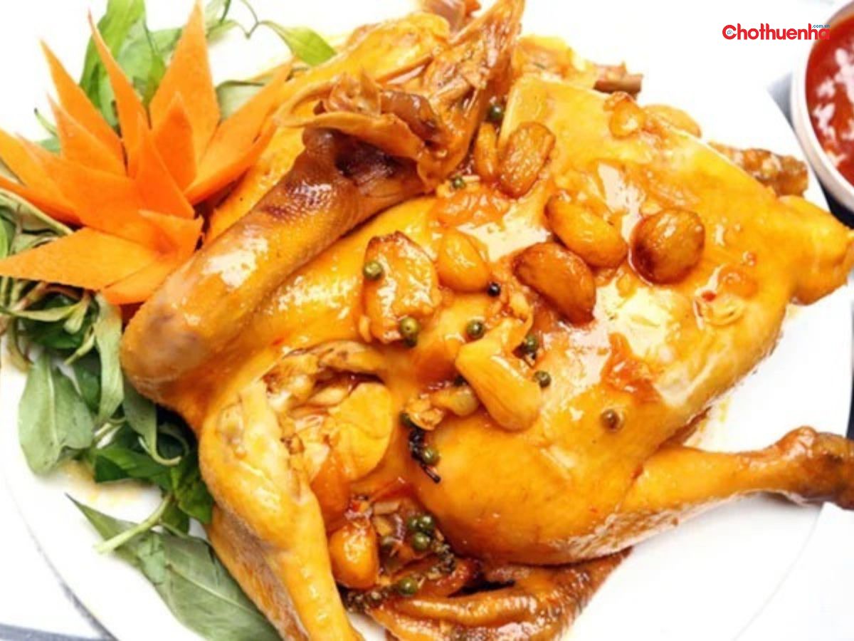 Món ăn được chế biến ngay tại quán 