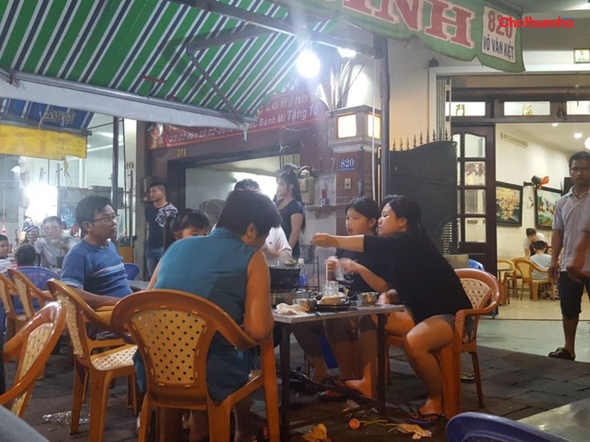 Lẩu dê Hòa Bình 