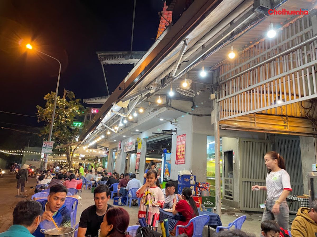 Không gian mở Quán Ốc Thảo