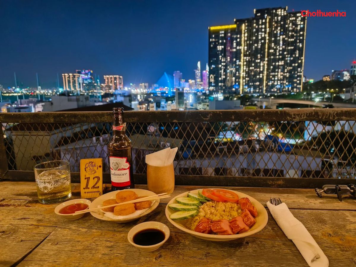 Khói Rooftop Saigon